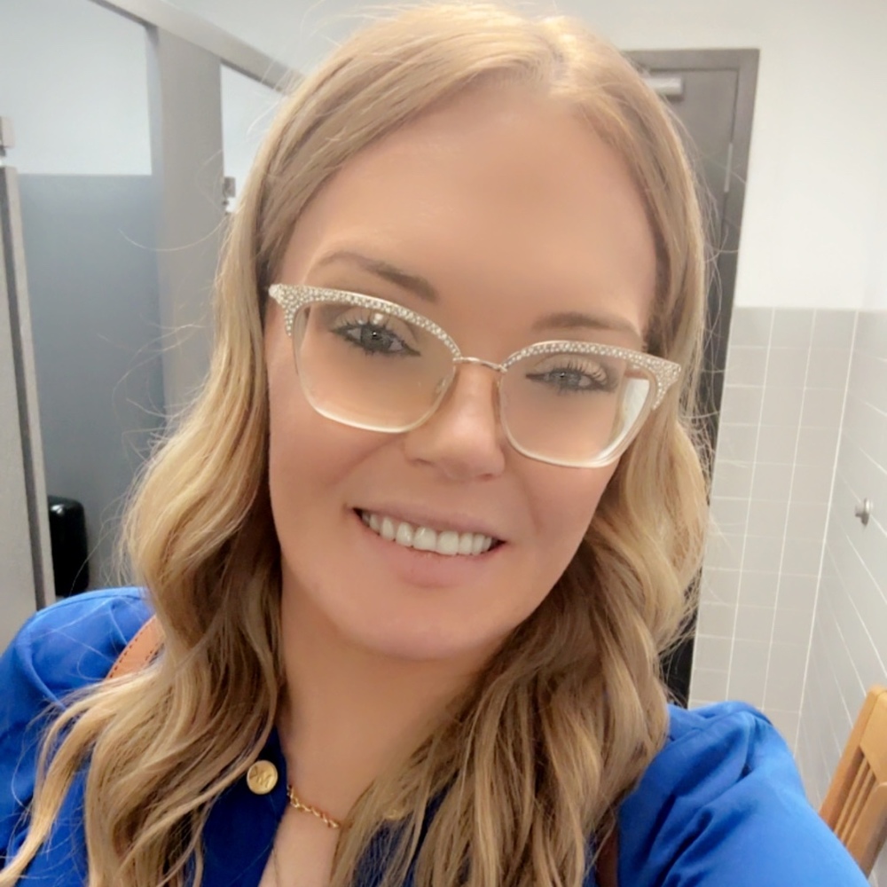 Meet your Posher, Gabrielle